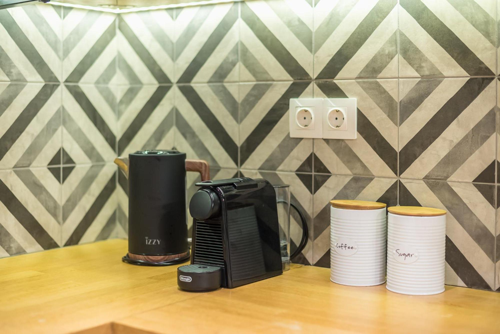 Pame Rentals - Walk Distance To Acropolis With A Charming Design Афіни Екстер'єр фото